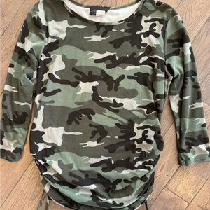 Camouflage 3/4 sleeve Top
